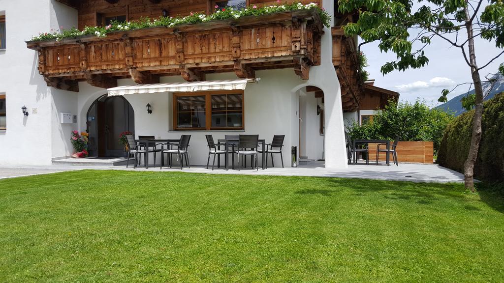 Haus Wally Neustift im Stubaital Eksteriør bilde